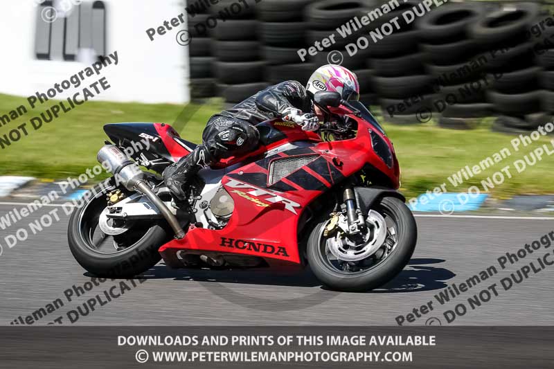 enduro digital images;event digital images;eventdigitalimages;lydden hill;lydden no limits trackday;lydden photographs;lydden trackday photographs;no limits trackdays;peter wileman photography;racing digital images;trackday digital images;trackday photos